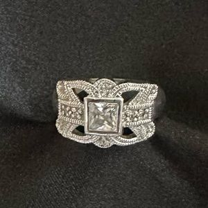 Sz 7.25 Sterling Silver 925 CZ Gorgeous Ring! In Box!
